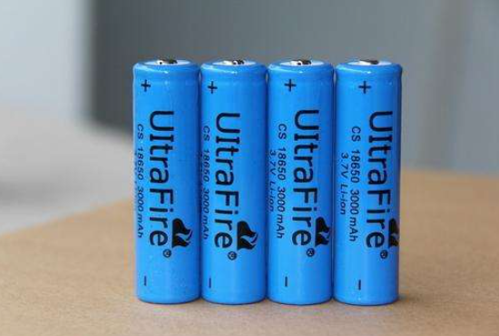 動(dòng)力電池測試系統(tǒng).png 動(dòng)力電池測試系統(tǒng).png